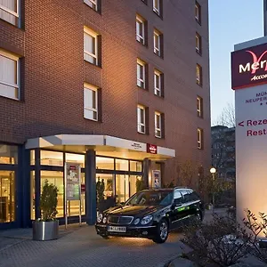 Mercure Neuperlach Sud 4* Munique